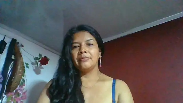 Snapshot of DianaOchoa_ chatting on May 31, 2026, 9:37 am DianaOchoa online show from May 31, 2026, 9:37 am