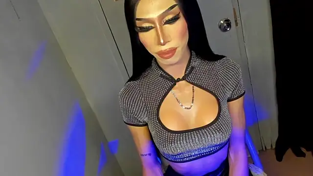 Snapshot of anitacruise chatting on March 8, 2026, 8:01 pm anitacruise online show from March 8, 2026, 8:01 pm