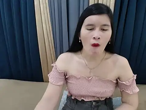 pinay amaliax online show from October 12, 2025, 11:33 am