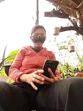 Tina 2pp online show from November 7, 2025, 12:04 am