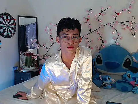 Snapshot of good_boy_in_bed chatting on February 8, 2026, 4:26 pm good boy in bed online show from February 8, 2026, 4:26 pm