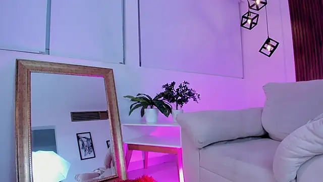 Snapshot of Nyxx_Bierke chatting on November 5, 2025, 12:36 am Nyxx Bierke online show from November 5, 2025, 12:36 am