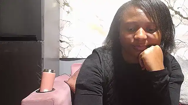 Snapshot of Goddessberry chatting on June 14, 2026, 3:46 pm Goddessberry online show from June 14, 2026, 3:46 pm