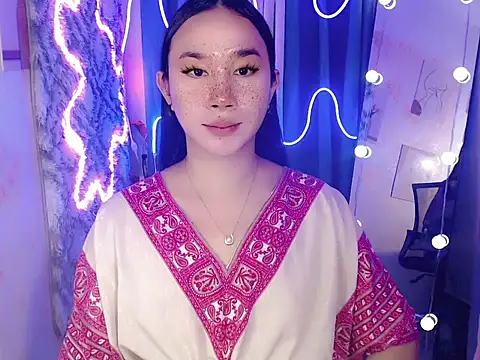 in yourdreamstarxx online show from November 27, 2025, 8:37 am