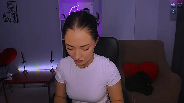 miki-niki online show from November 14, 2025, 10:41 am