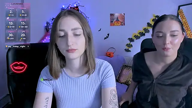 miki-niki online show from October 22, 2025, 4:39 pm