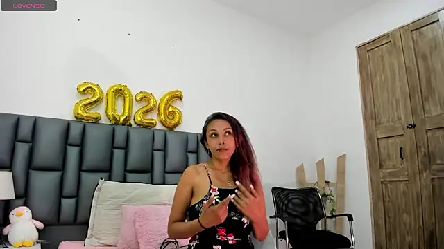 valeriasweet  online show from January 14, 2026, 5:38 pm