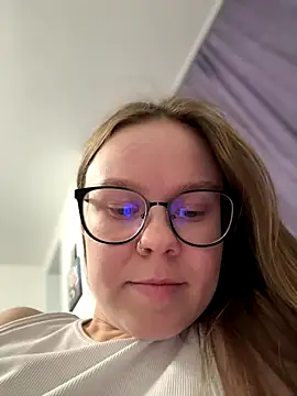  CherryBloom  online show from November 2, 2025, 5:18 pm