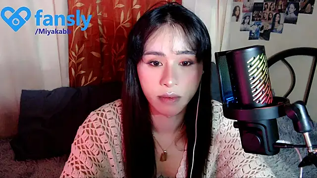 chakababe online show from June 17, 2026, 2:33 am