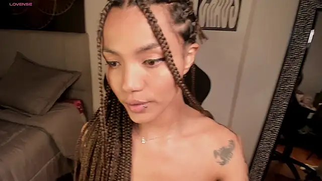 Snapshot of Nati____ chatting on September 23, 2025, 4:41 am Nati online show from September 23, 2025, 4:41 am