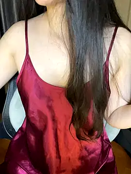  kween23 online show from November 2, 2025, 5:40 pm