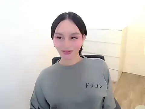 Snapshot of holly_tabby chatting on September 30, 2025, 9:32 pm holly tabby online show from September 30, 2025, 9:32 pm