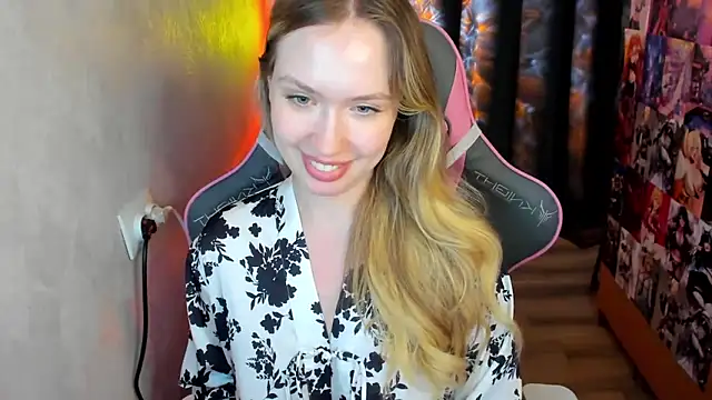 NicoleRiccii online show from March 8, 2026, 3:59 pm