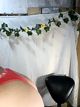 lunna 07 online show from March 27, 2026, 11:38 pm