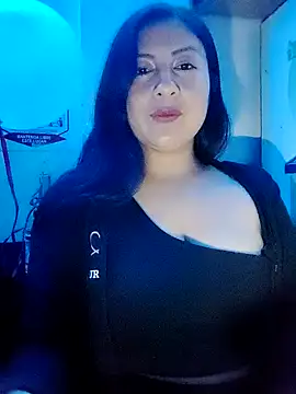 lunna 07 online show from September 27, 2025, 5:02 am