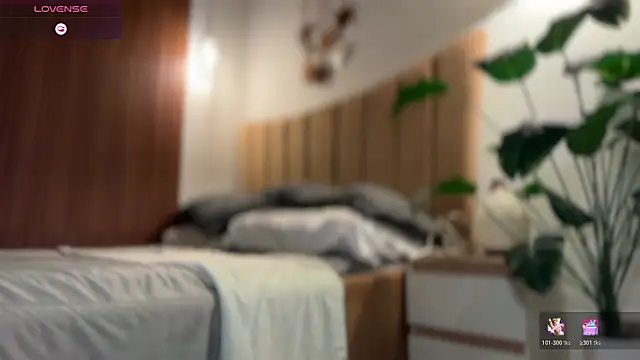 Theodora Day online show from February 6, 2026, 1:51 pm