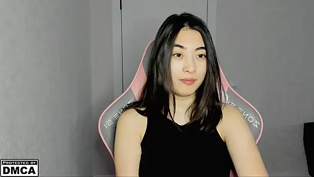 MeilideQian1 online show from December 15, 2025, 10:21 am