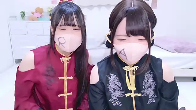 Snapshot of Anzu_xx chatting on November 4, 2025, 4:22 pm Anzu xx online show from November 4, 2025, 4:22 pm