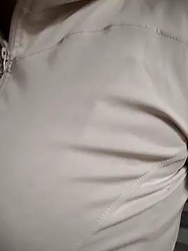 babychill09 online show from September 26, 2025, 3:13 am