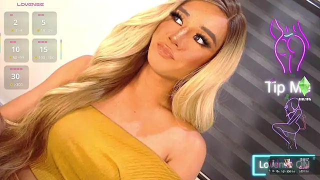 Snapshot of SissifyMeNow chatting on December 15, 2025, 3:51 pm SissifyMeNow online show from December 15, 2025, 3:51 pm