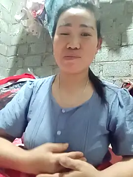 jienrrr online show from October 21, 2025, 12:54 am