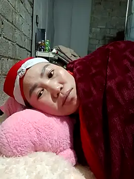 jienrrr online show from February 5, 2026, 2:18 am