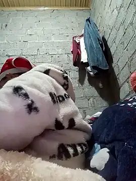 jienrrr online show from January 15, 2026, 1:42 am