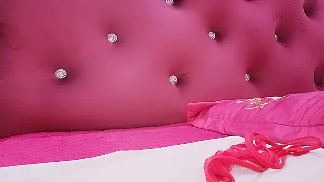 Snapshot of Sully990 chatting on February 1, 2026, 10:30 pm Sully990 online show from February 1, 2026, 10:30 pm