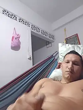Tom Hardy11 online show from June 22, 2026, 6:43 am