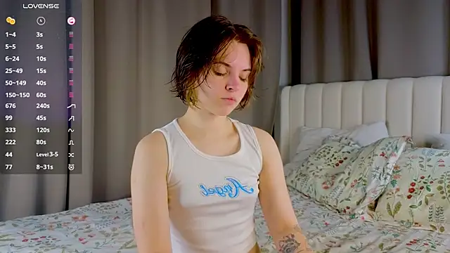 PolIyBowman online show from October 16, 2025, 3:09 pm