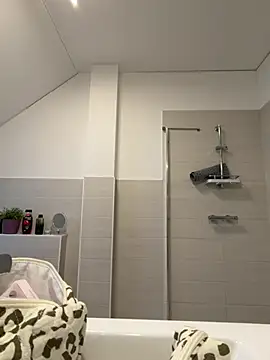 Snapshot of Jasmina-Joy chatting on January 10, 2026, 8:09 am Jasmina-Joy online show from January 10, 2026, 8:09 am