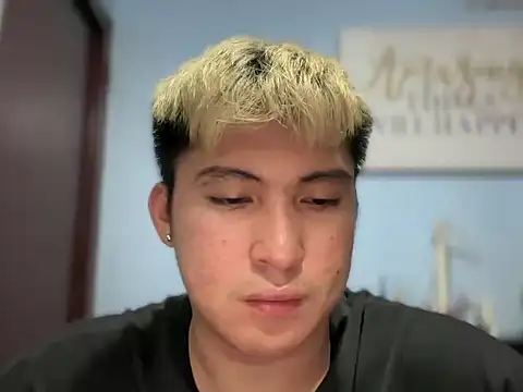Snapshot of lovely_jay chatting on April 30, 2026, 7:32 pm lovely jay online show from April 30, 2026, 7:32 pm