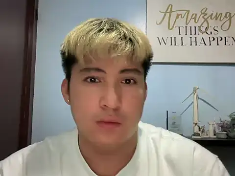 Snapshot of lovely_jay chatting on May 28, 2026, 2:19 am lovely jay online show from May 28, 2026, 2:19 am