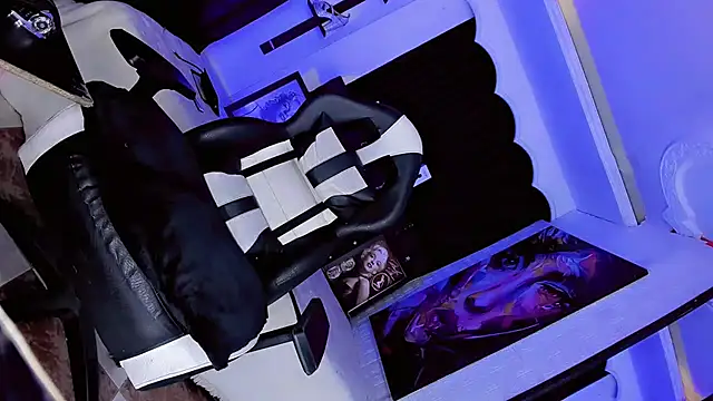 Yareth Rouss  online show from March 11, 2026, 5:34 am