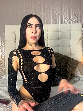 FGLuna online show from September 20, 2025, 2:33 pm