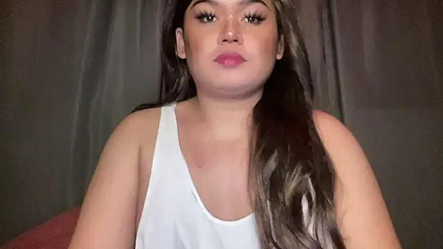 RedHead Thalia online show from April 13, 2026, 8:35 pm