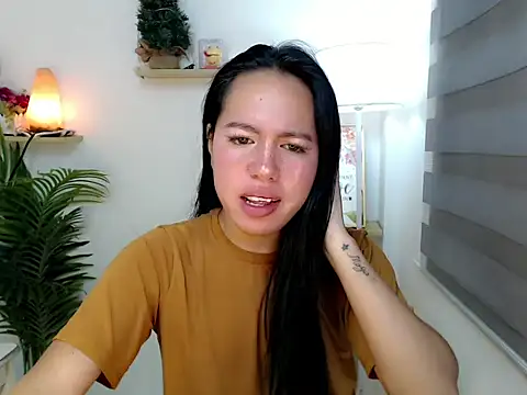 Snapshot of kimbratx chatting on October 6, 2025, 10:43 pm kimbratx online show from October 6, 2025, 10:43 pm