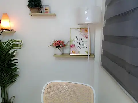 Snapshot of kimbratx chatting on October 5, 2025, 12:34 am kimbratx online show from October 5, 2025, 12:34 am