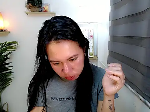 Snapshot of kimbratx chatting on October 29, 2025, 10:20 pm kimbratx online show from October 29, 2025, 10:20 pm