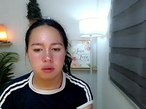 Snapshot of kimbratx chatting on September 29, 2025, 10:37 pm kimbratx online show from September 29, 2025, 10:37 pm