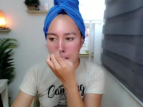 Snapshot of kimbratx chatting on September 28, 2025, 11:01 pm kimbratx online show from September 28, 2025, 11:01 pm