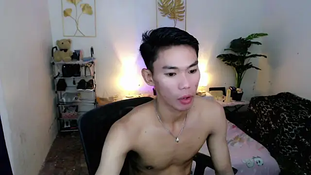 Snapshot of naughty_rence chatting on October 29, 2025, 8:57 am naughty rence online show from October 29, 2025, 8:57 am