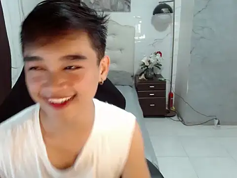 Snapshot of sexysam14 chatting on November 4, 2025, 5:33 am sexysam14 online show from November 4, 2025, 5:33 am