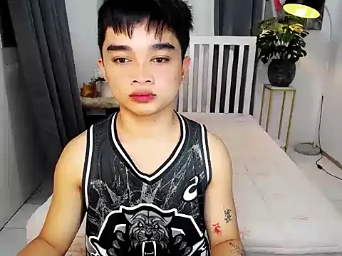 Snapshot of sexysam14 chatting on February 6, 2026, 12:28 am sexysam14 online show from February 6, 2026, 12:28 am