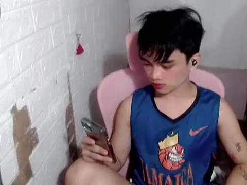 Snapshot of sexysam14 chatting on May 17, 2026, 5:57 pm sexysam14 online show from May 17, 2026, 5:57 pm