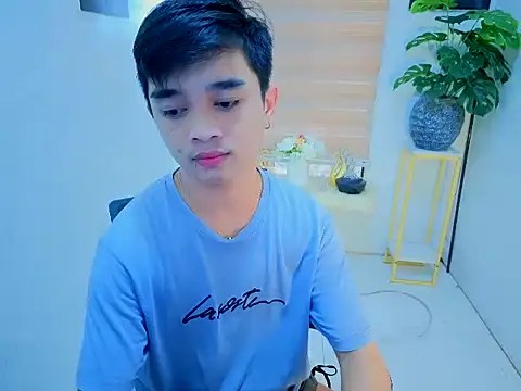 Snapshot of sexysam14 chatting on November 18, 2025, 4:05 am sexysam14 online show from November 18, 2025, 4:05 am