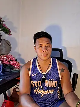 Snapshot of mr_dave chatting on February 4, 2026, 2:23 pm mr dave online show from February 4, 2026, 2:23 pm