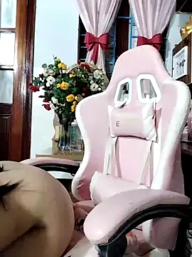 Snapshot of Okleotina chatting on October 5, 2025, 4:42 pm Okleotina online show from October 5, 2025, 4:42 pm