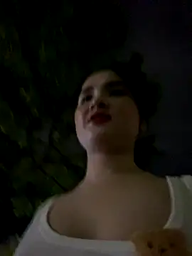 Snapshot of Okleotina chatting on September 18, 2025, 2:31 pm Okleotina online show from September 18, 2025, 2:31 pm