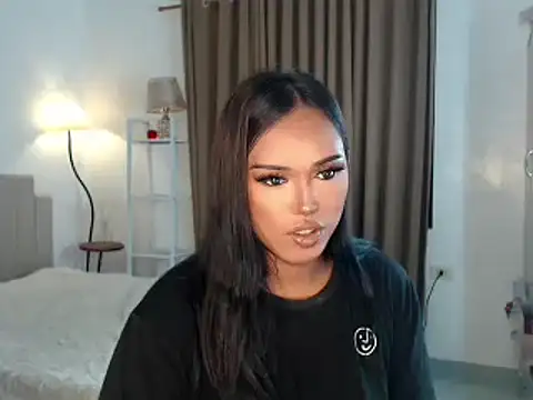 Snapshot of sasha_martina chatting on October 27, 2025, 7:26 pm sasha martina online show from October 27, 2025, 7:26 pm